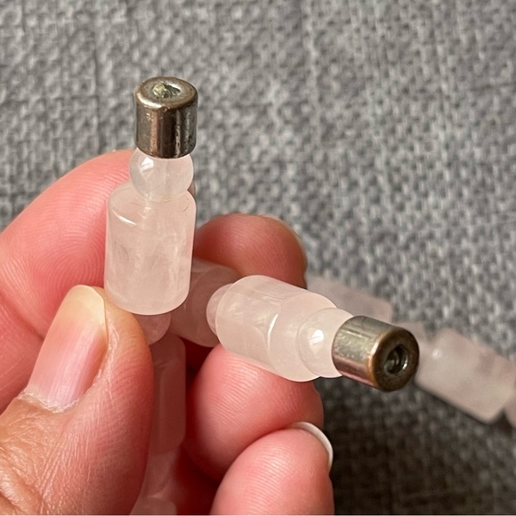 ROSE QUARTZ | Elongated Round Cylindrical Beaded Pink Rose Quartz 18" Necklace - Picture 2 of 12